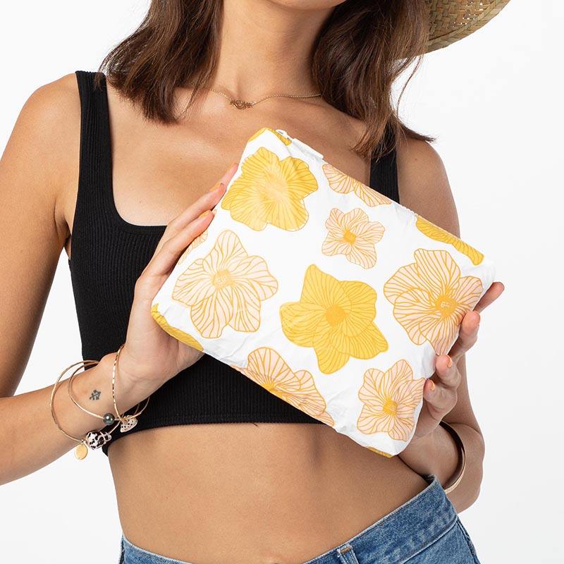Custom Travel Small Zipper Tyvek Paper Makeup Brush Cosmetics Pouch Fashion Style Waterproof Make up Bag Logo Letter Pattern