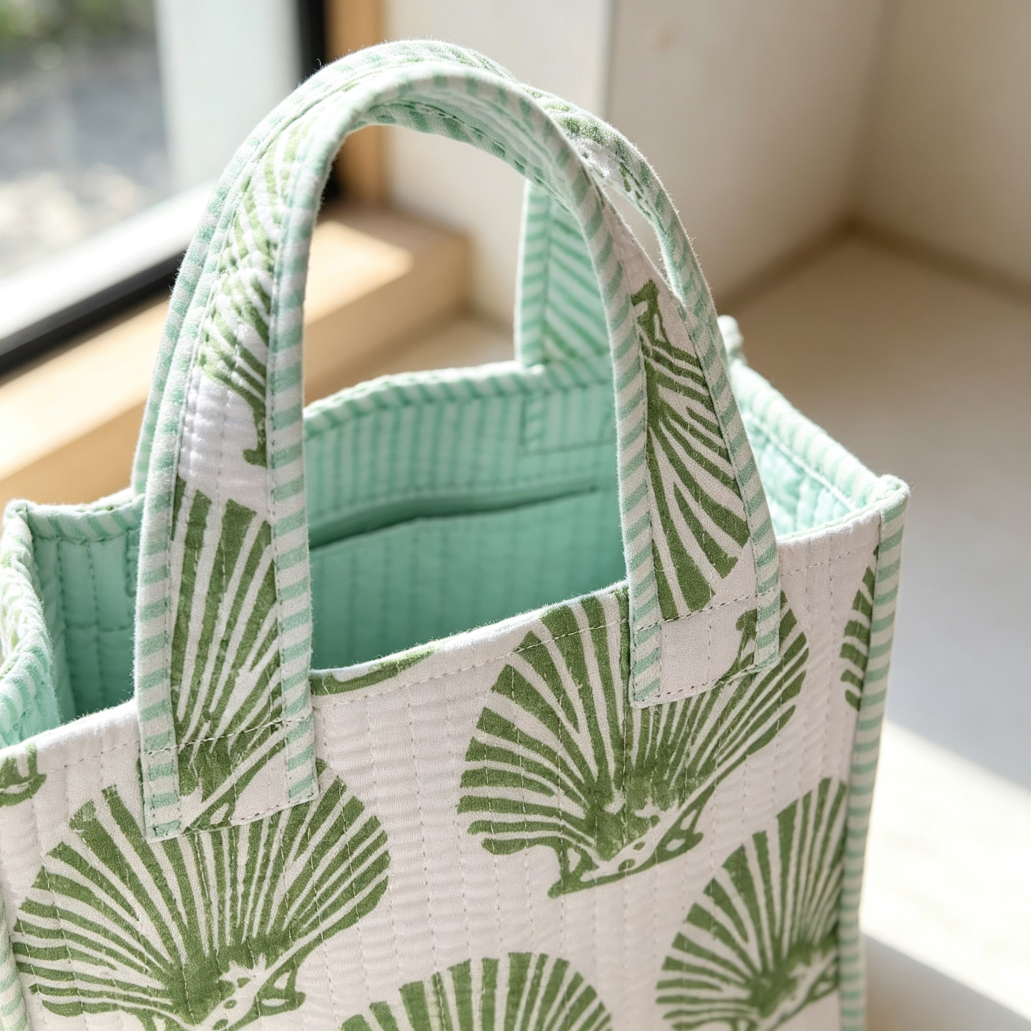Block Print Quilted Canvas Mini Tote Bag Custom Logo Contrast Striped Trim Women's Handbag Wholesale Manufacturer